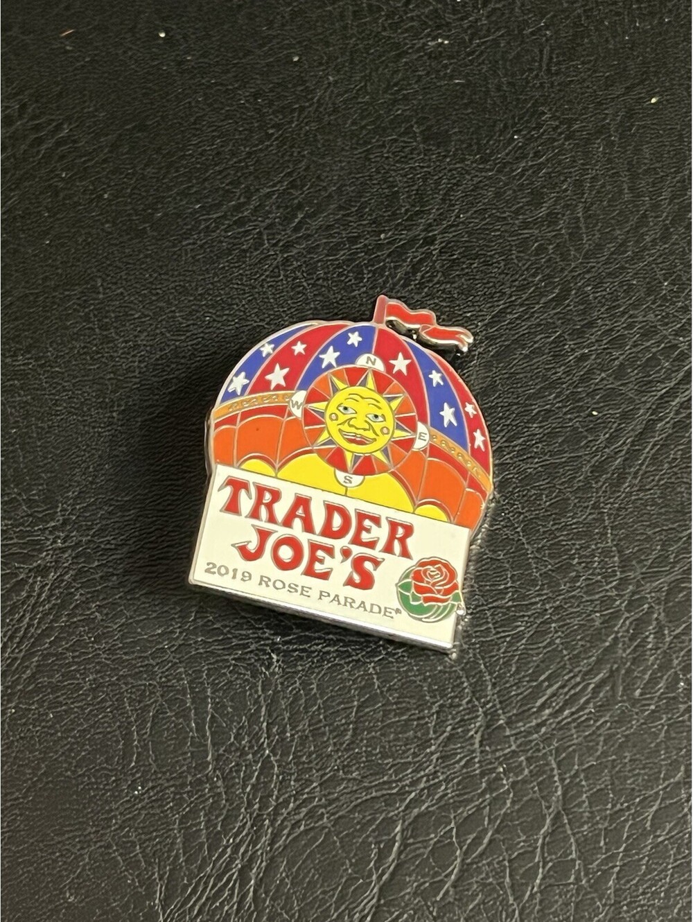 2019 Trader Joe's Rose Parade Lapel Pin Metal Air Balloon Parachute Compass Sun